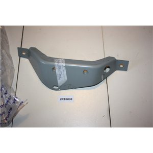 676264 Volvo 140 160 bracket bumper