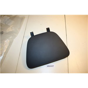 685102451R Renault lid air channel